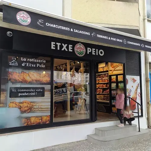Vitrine Etxe Peio Hendaye