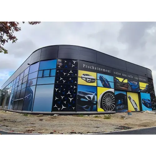 VITRINE MERCEDES ANGLET