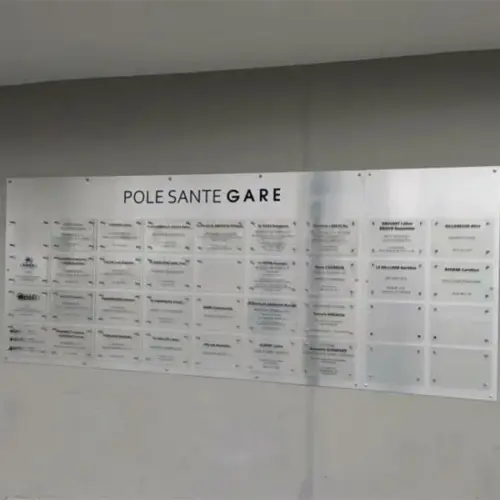 Plaque médecin plexi